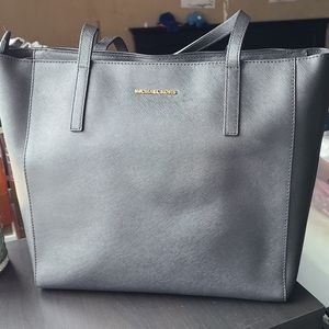 BNWOT Michael Kors Large Tote